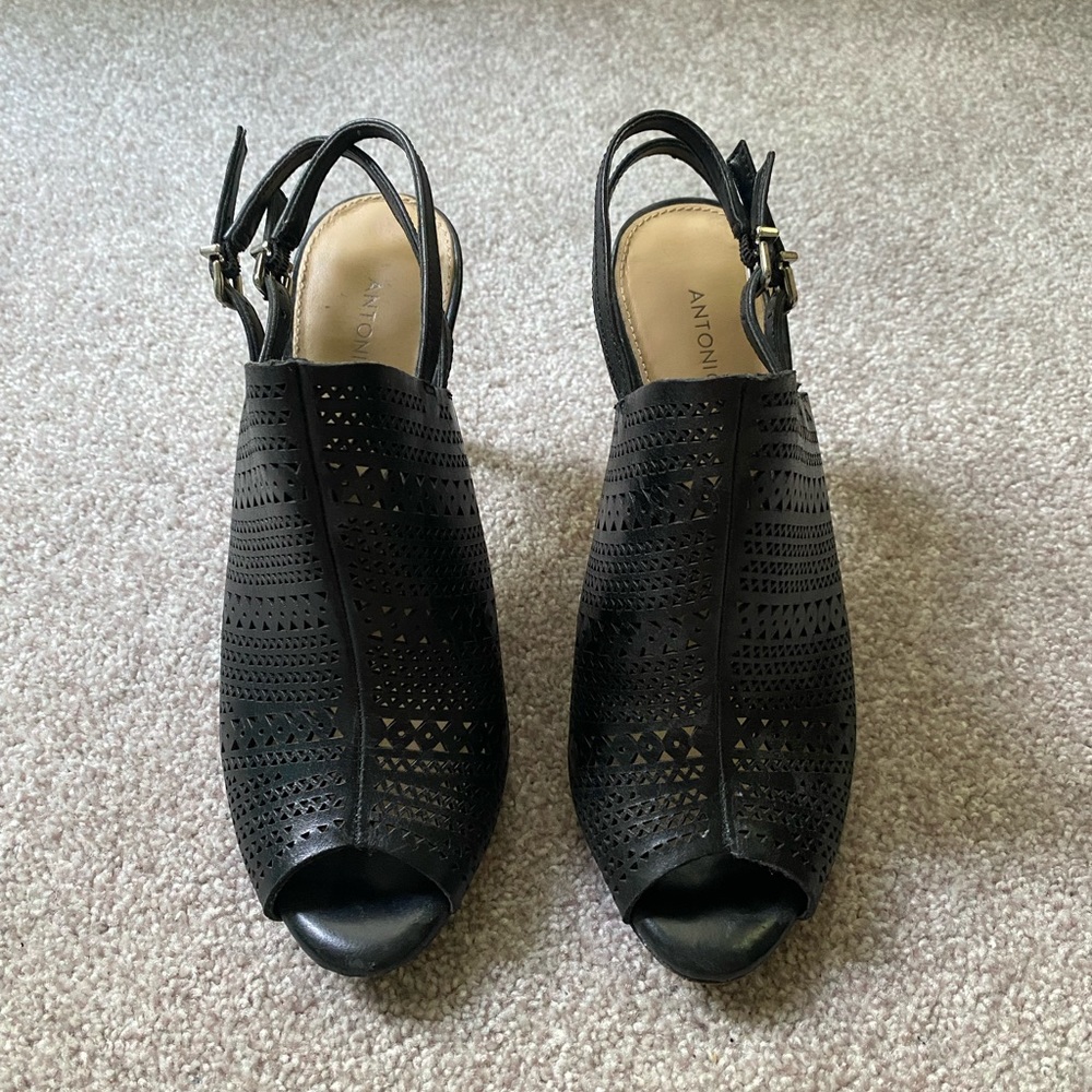 Antonio Milani black leather stiletto heels